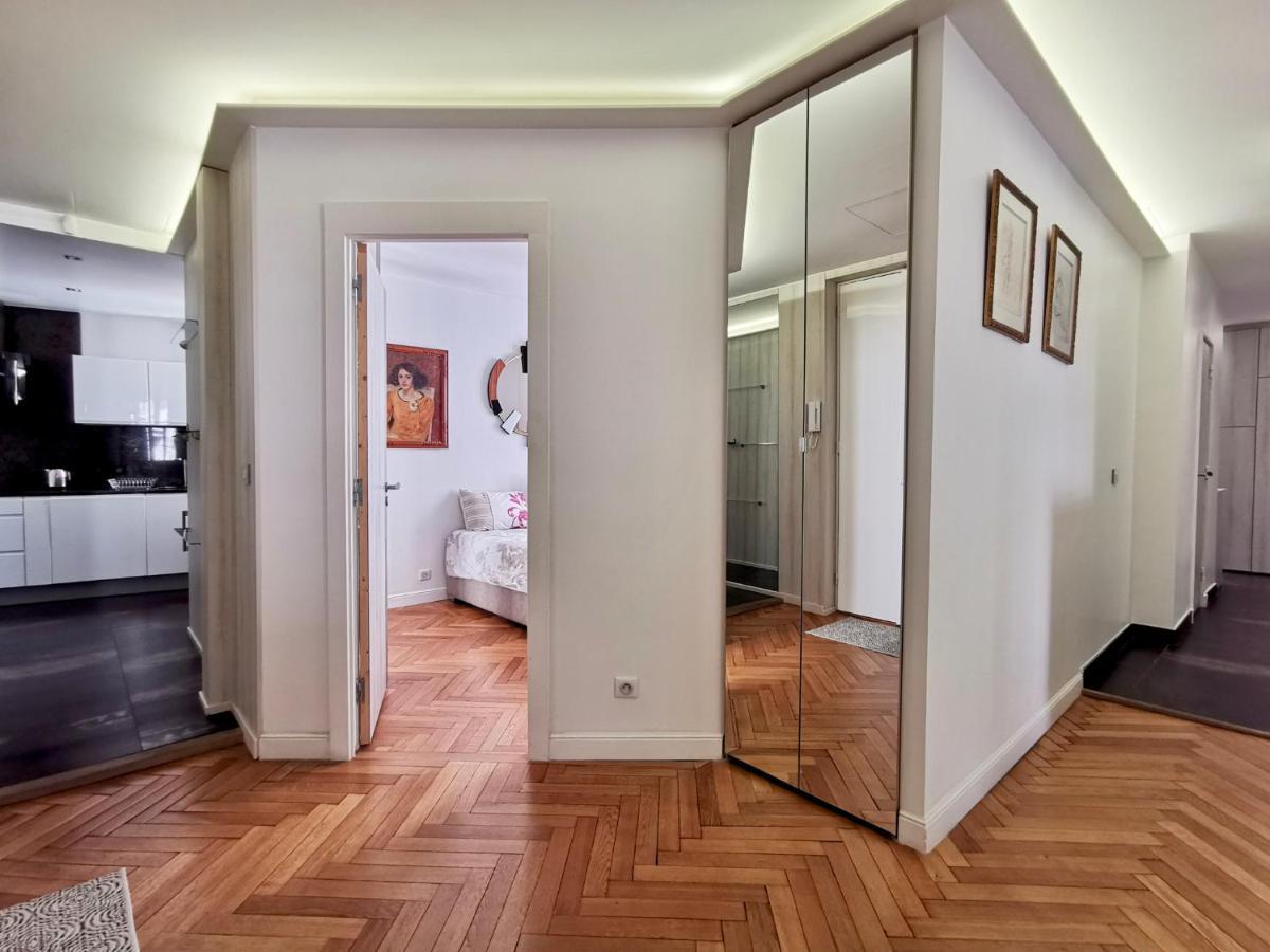 Luxury Baquis Apartment Nisa Exterior foto