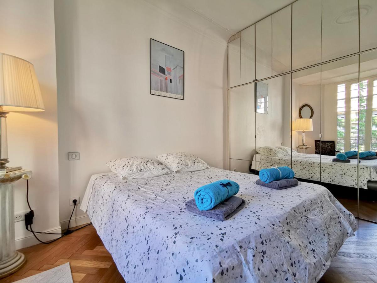 Luxury Baquis Apartment Nisa Exterior foto
